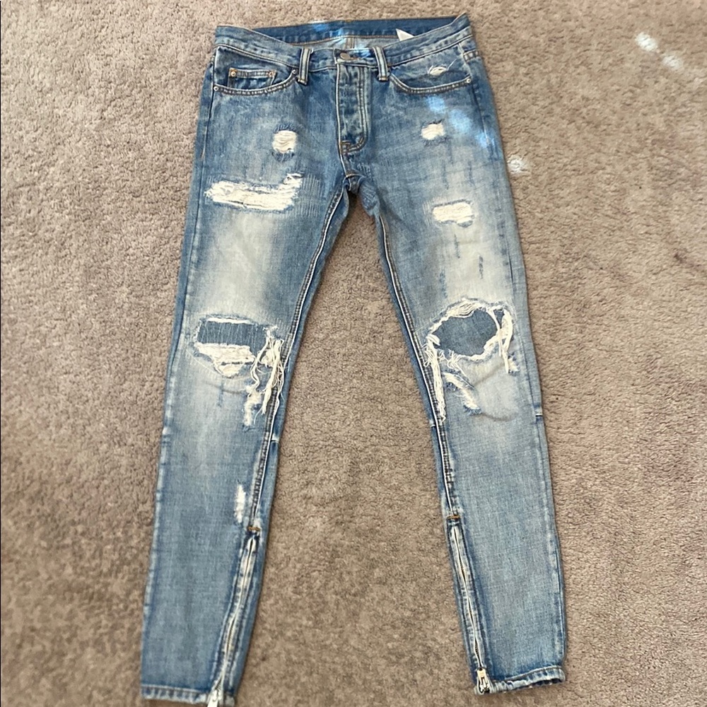 Men's Distressed Blue Jeans